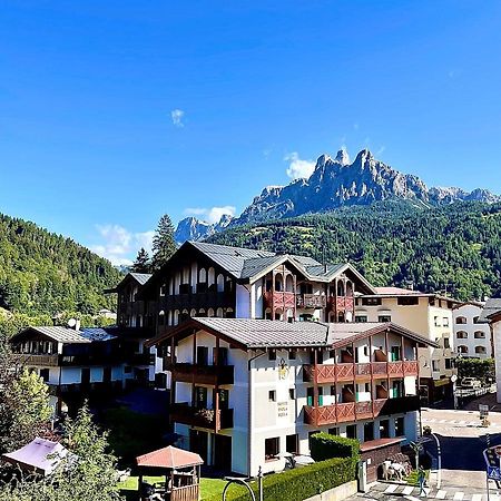 Hotel Isolabella Wellness Fiera di Primiero Kültér fotó