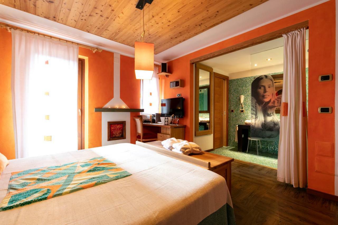 Hotel Isolabella Wellness Fiera di Primiero Kültér fotó